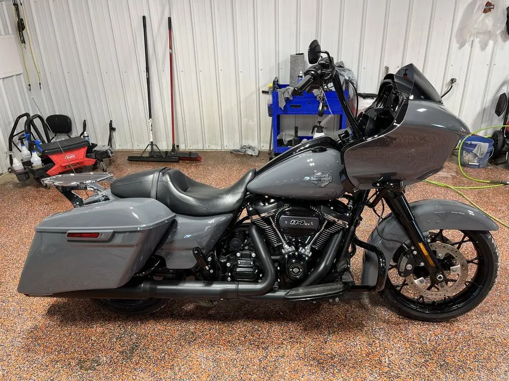 2022 Harley-Davidson Road Glide Special
