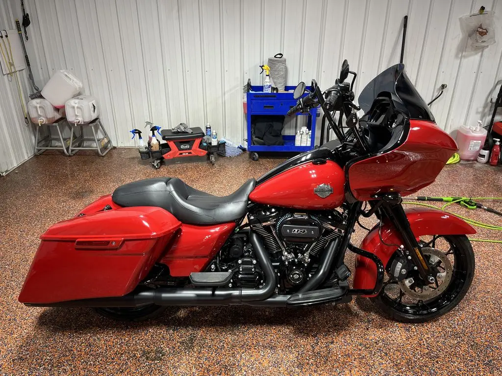 2022 Harley-Davidson Road Glide Special