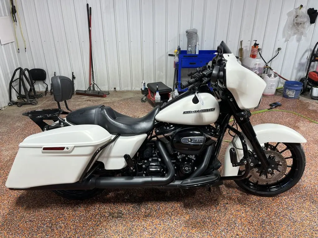 2018 Harley-Davidson Street Glide Special