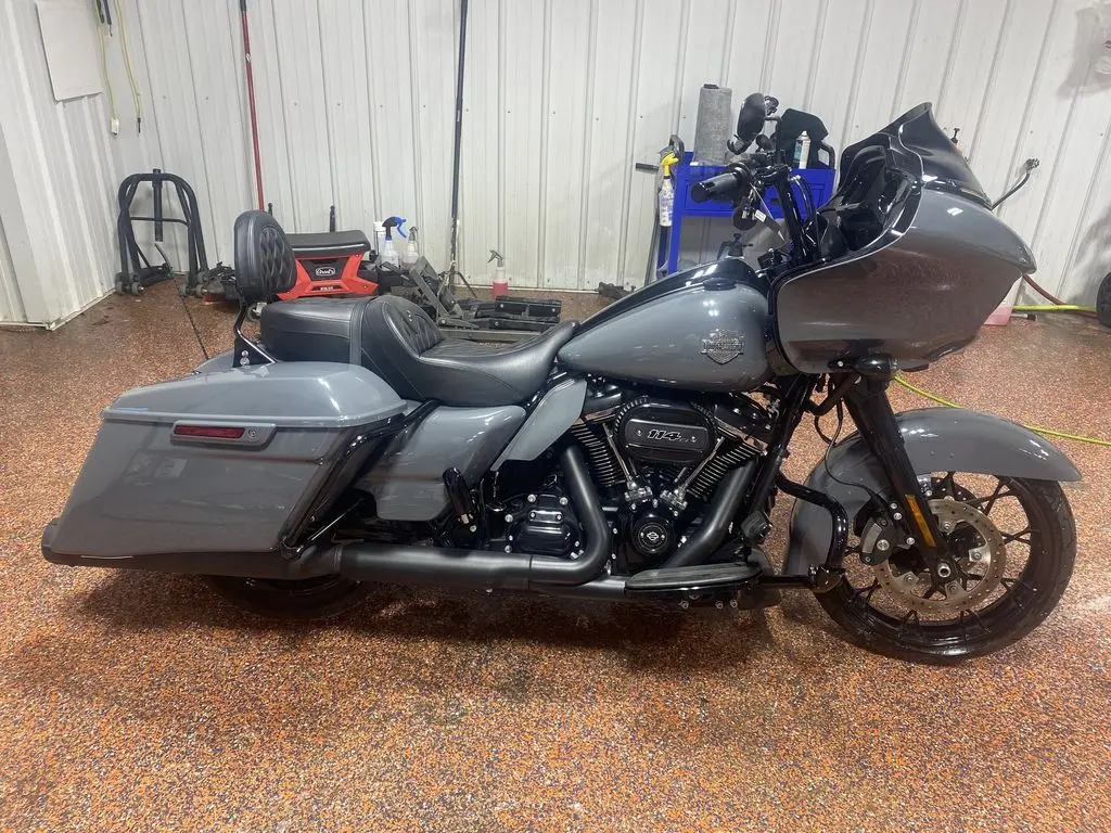 2022 Harley-Davidson Road Glide Special