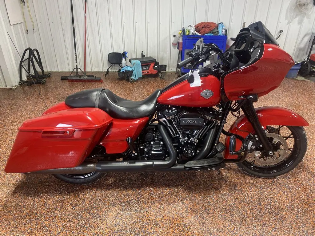2022 Harley-Davidson Road Glide Special