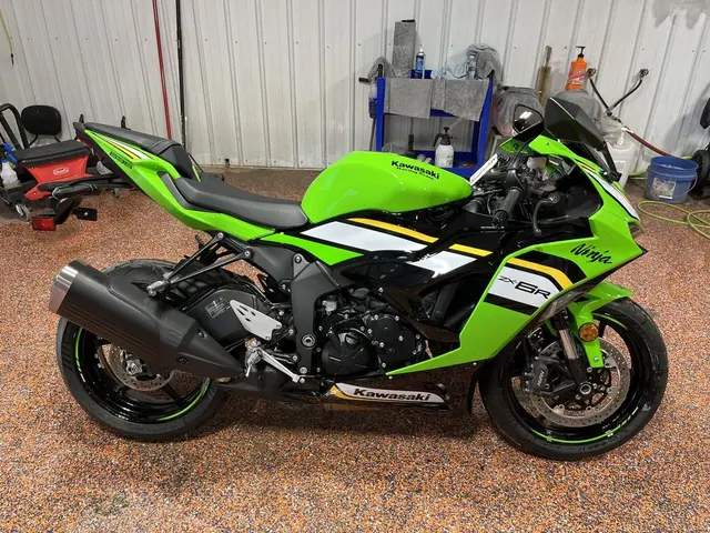 2025 Kawasaki Ninja ZX-6R