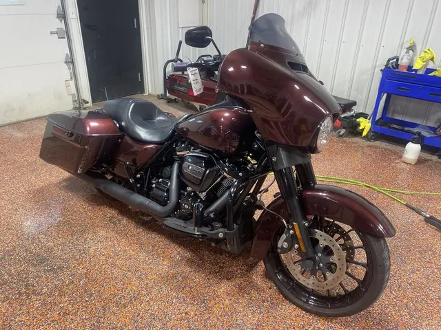 2018 Harley-Davidson Street Glide Special