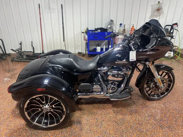 2025 Harley-Davidson Road Glide 3