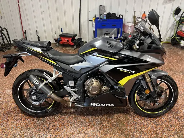 2023 Honda CBR500R