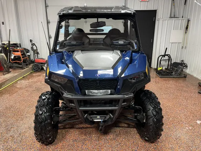 2022 Polaris General 1000 Deluxe Ride Command