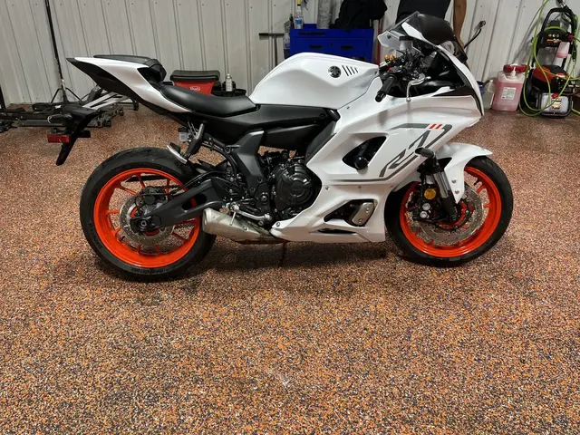 2023 Yamaha YZF-R7
