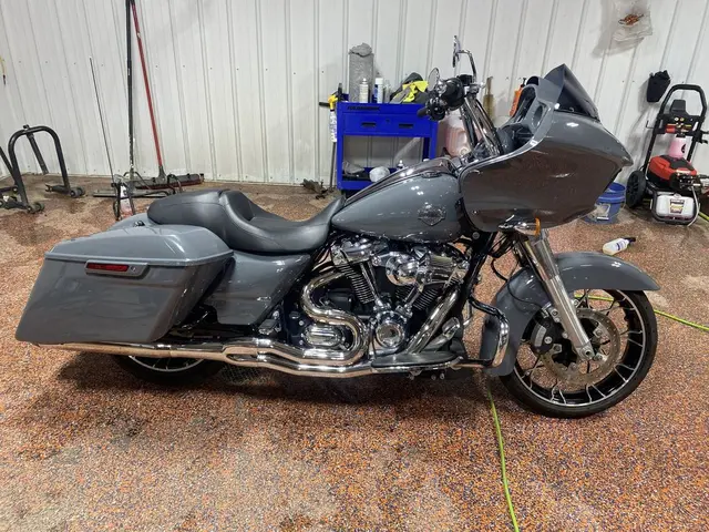 2022 Harley-Davidson Road Glide Special