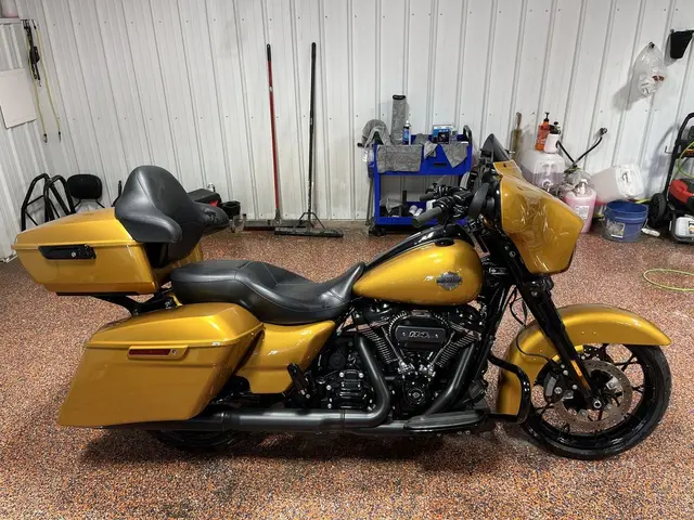 2023 Harley-Davidson Street Glide Special