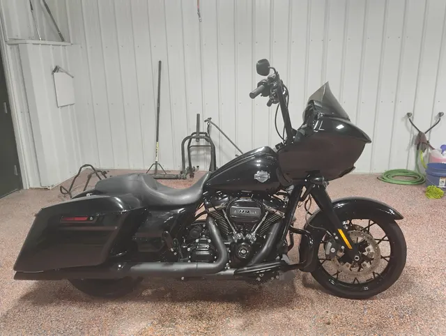 2022 Harley-Davidson Road Glide Special