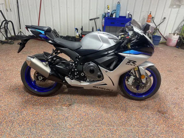 2026 Suzuki GSX-R750