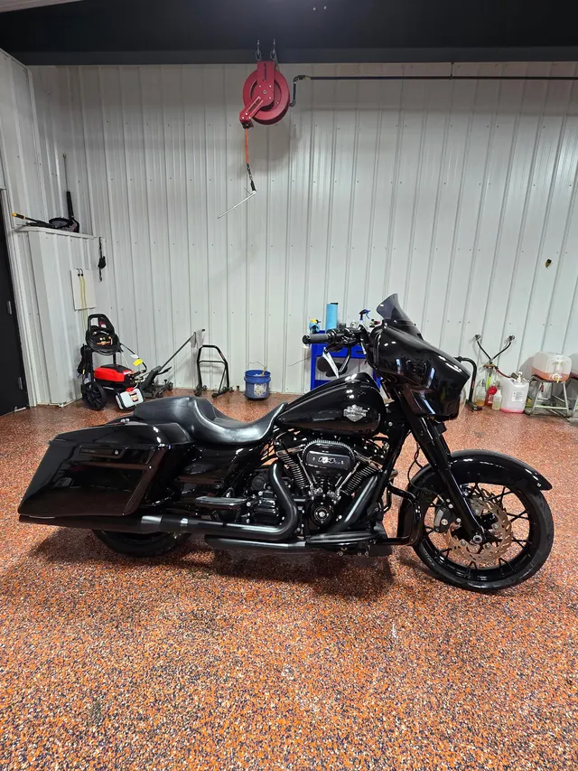 2021 Harley-Davidson Street Glide Special