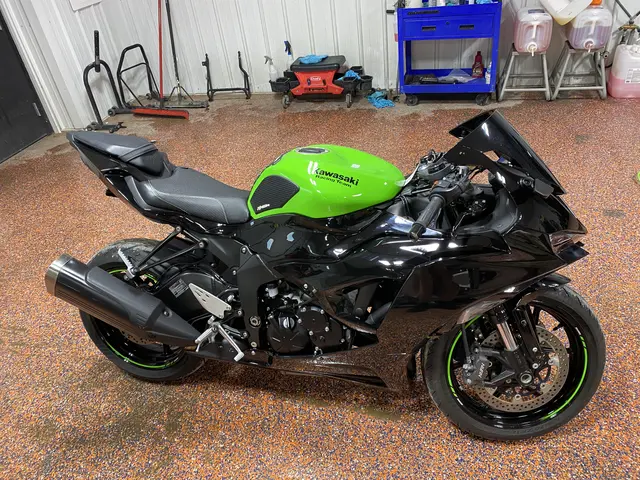 2025 Kawasaki Ninja ZX-6R