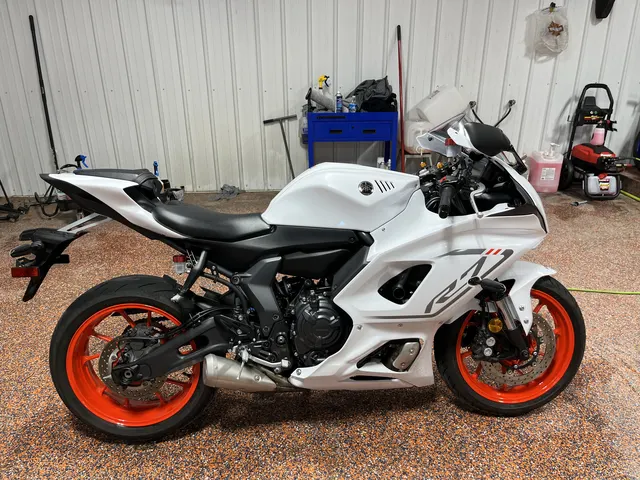 2023 Yamaha YZF-R7