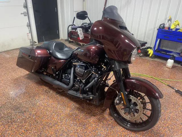 2018 Harley-Davidson Street Glide Special