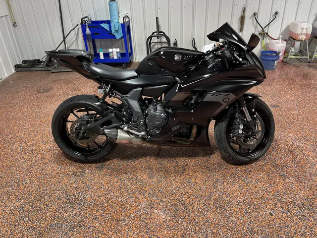 2025 Yamaha YZF-R7