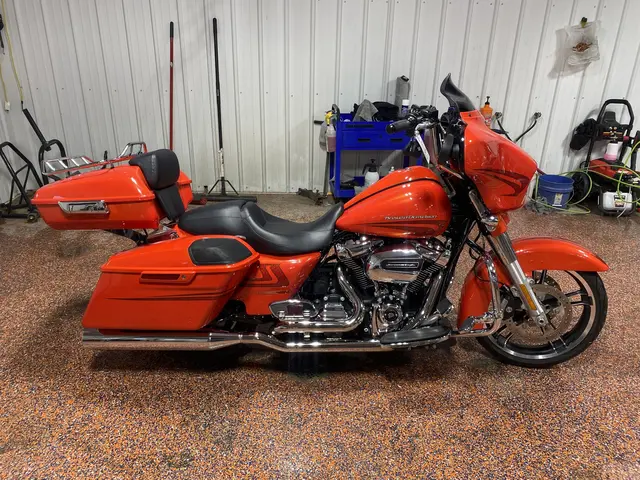 2017 Harley-Davidson Street Glide Special