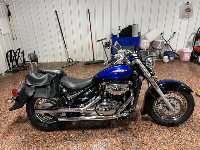 2002 Suzuki VL800K2