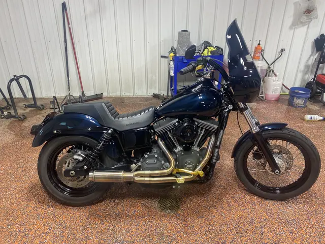 2015 Harley-Davidson Dyna Street Bob (Efi)