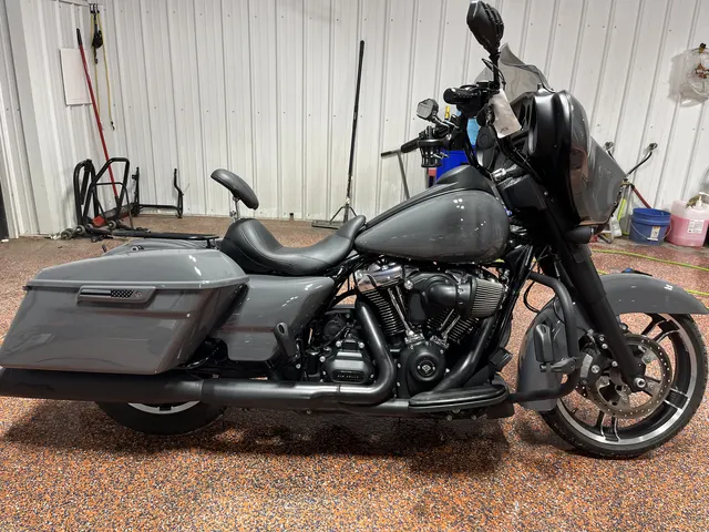 2017 Harley-Davidson Street Glide Special