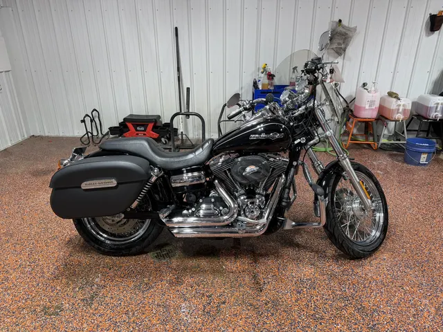 2013 Harley-Davidson Super Glide Custom