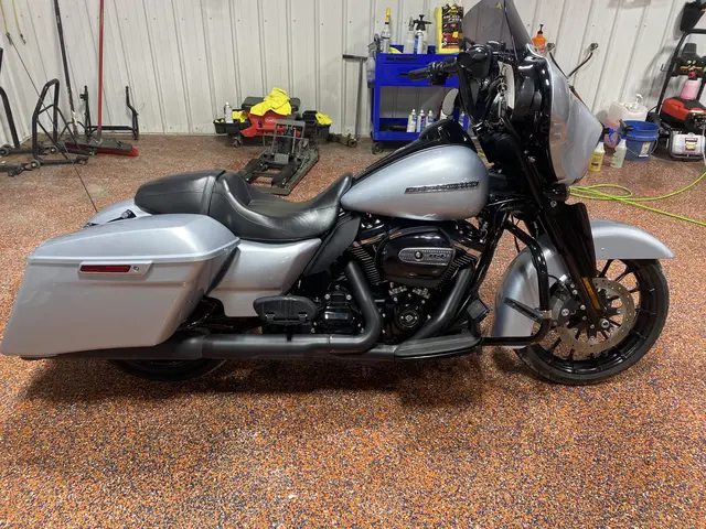 2019 Harley-Davidson Street Glide Special