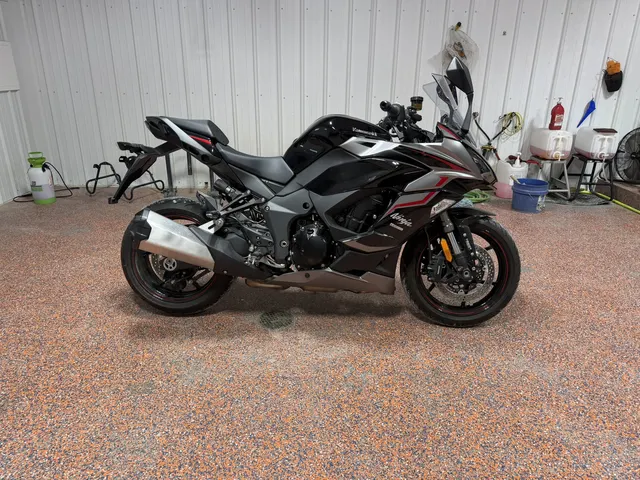2024 Kawasaki Ninja 1000 SX
